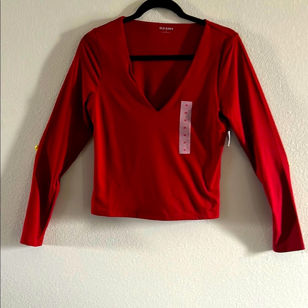 FREE $$50 Old Navy M long-sleeved Women's Red V-Neck Top Spring Fall Date nite